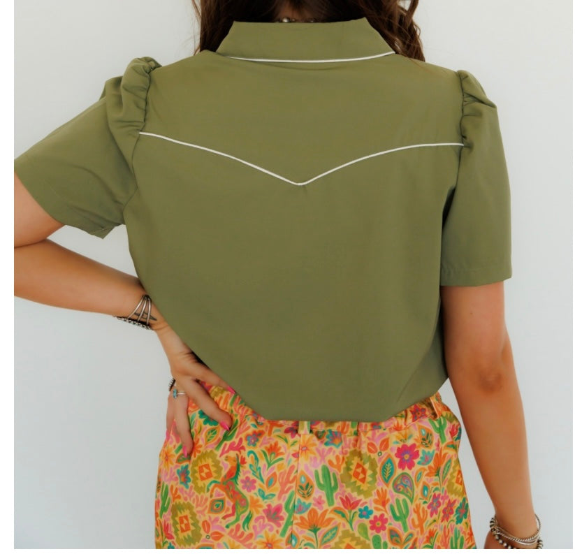 The Olive Pearl Snap
