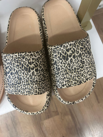 Leopard Slides