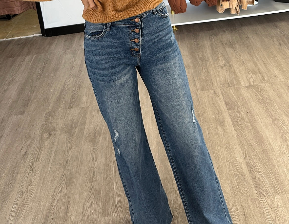 Criss Cross High Wasted Jeans
