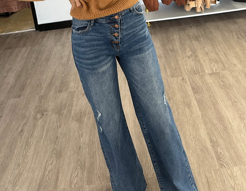 Criss Cross High Wasted Jeans